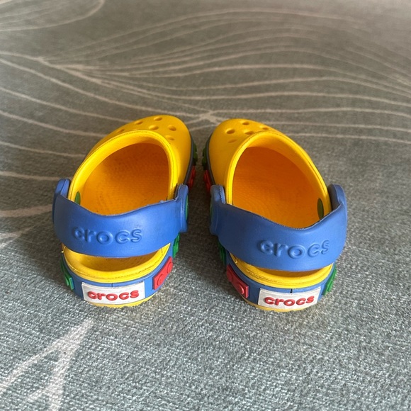 Toddler LEGO Crocs - Picture 2 of 4